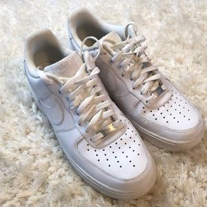 Nike Air Force 1 ‘07 Low Triple White Men’s Size 9